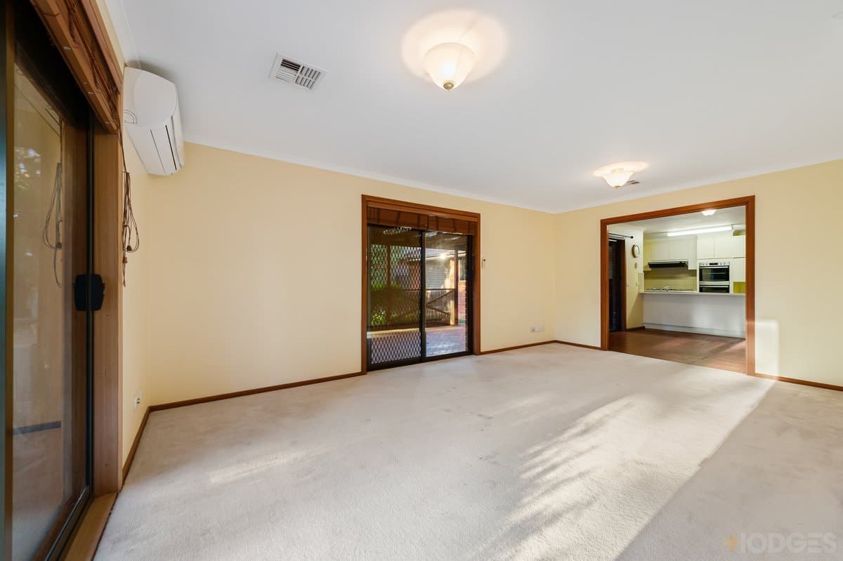 18 Delmont Street, Werribee, VIC, 3030, Werribee - Thumbnail 3