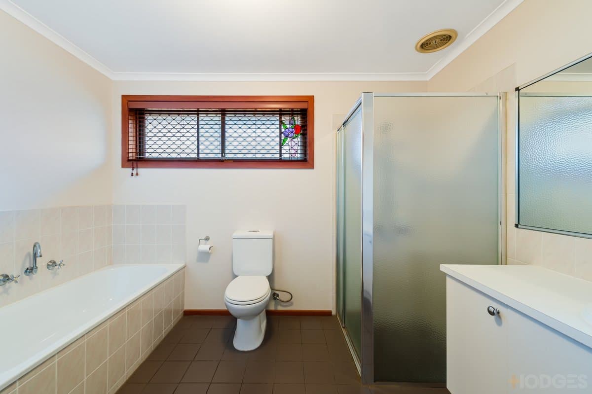 18 Delmont Street, Werribee, VIC, 3030, Werribee - Thumbnail 8