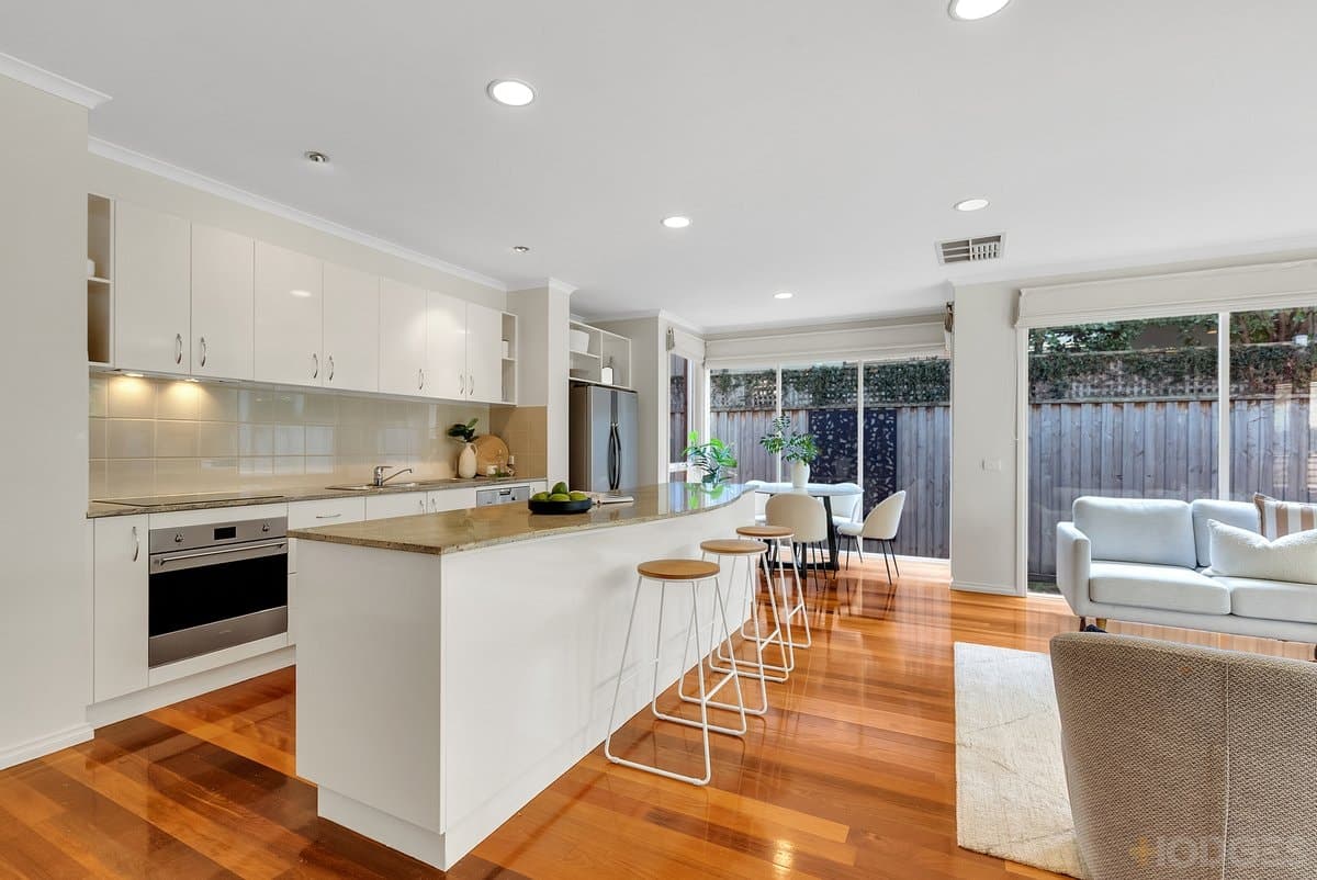 21 Hastings Avenue, Beaumaris, VIC, 3193, Beaumaris - Thumbnail 2