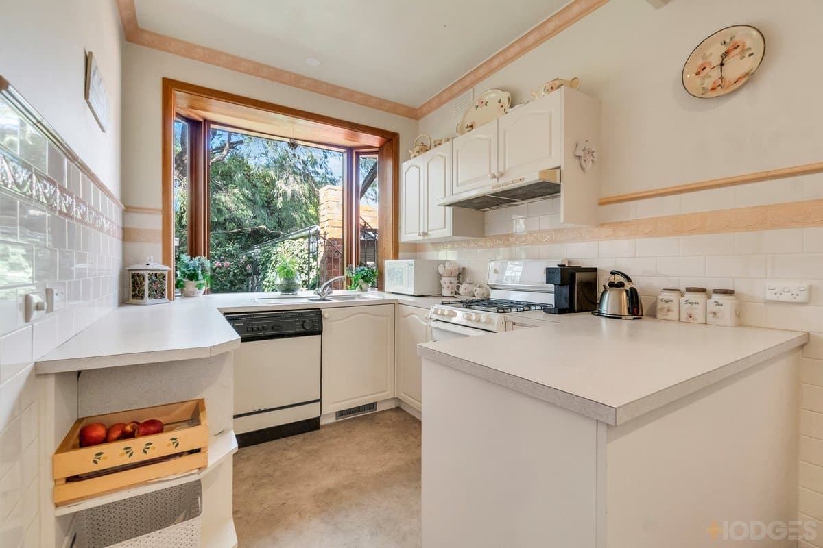 2 Fourth Street, Parkdale, VIC, 3195, Parkdale - Thumbnail 3