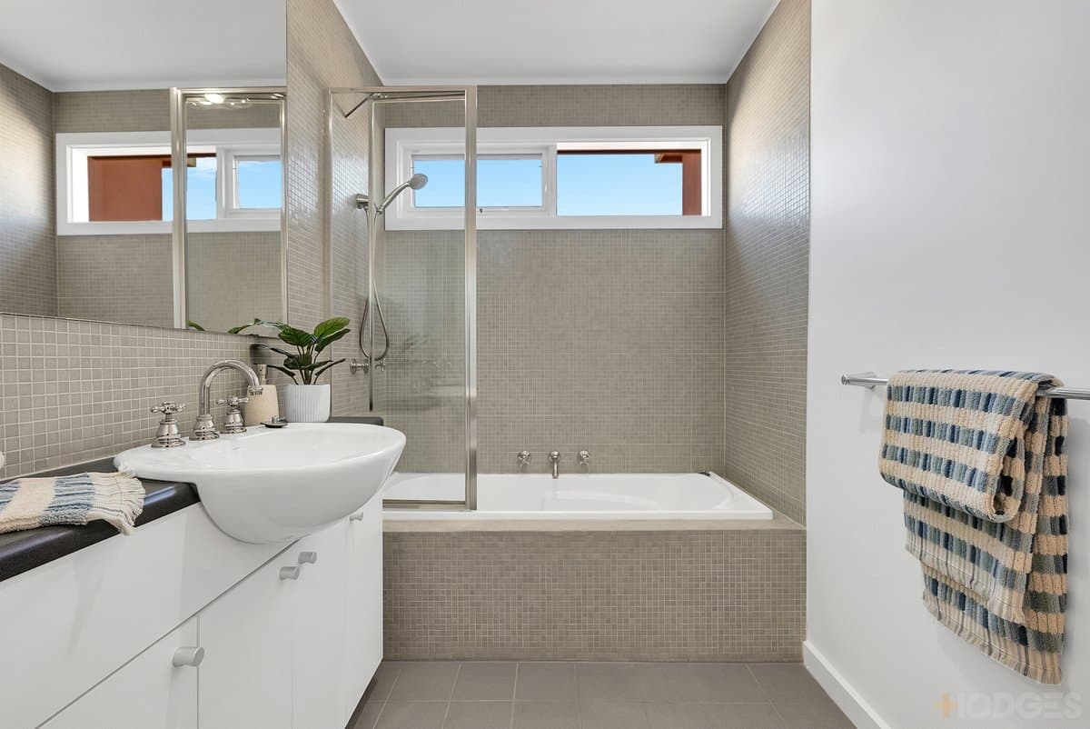 18a Fifth Street, Parkdale, VIC, 3195, Parkdale - Thumbnail 6