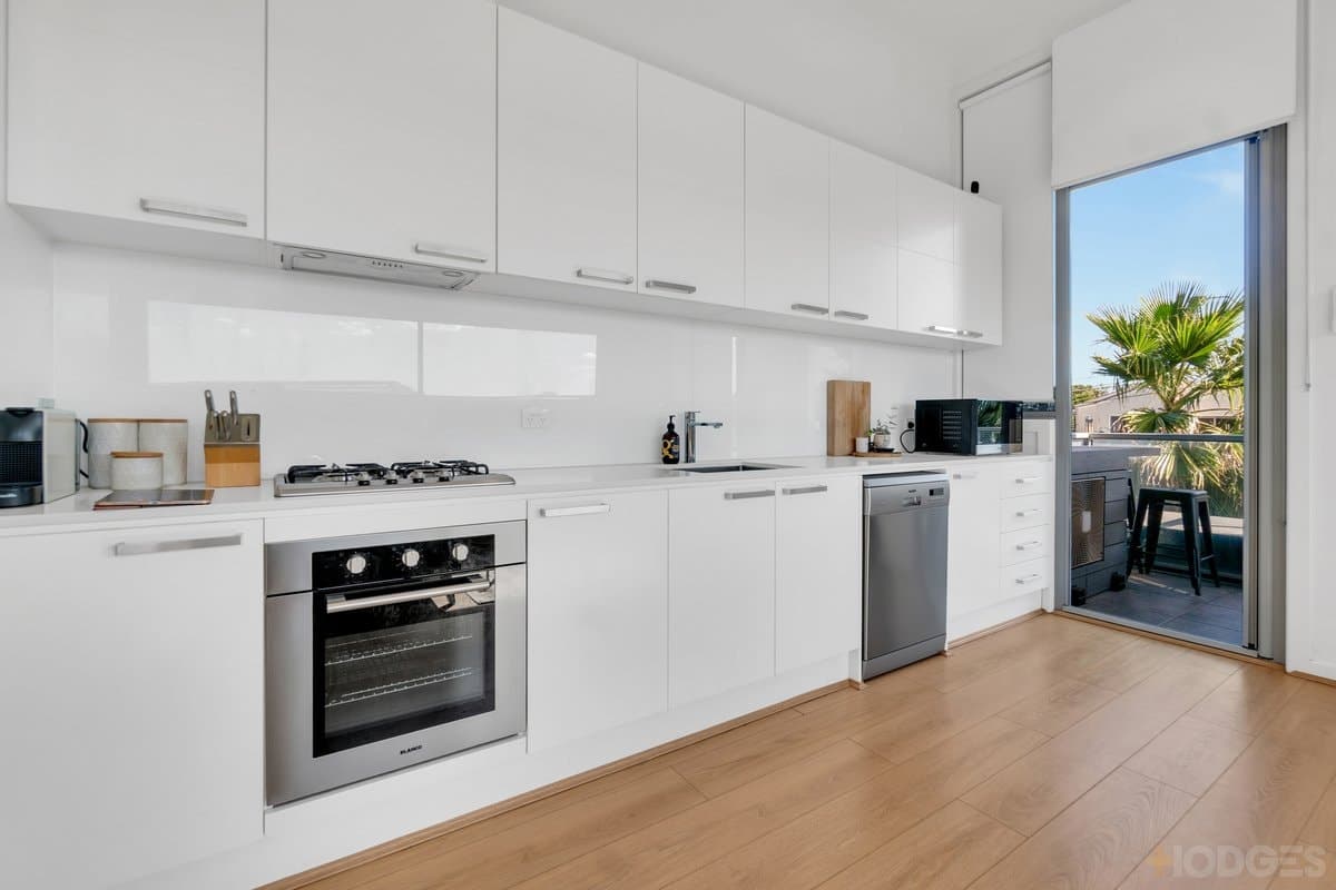 1 / 10 Warrigal Road, Parkdale, VIC, 3195, Parkdale - Thumbnail 5