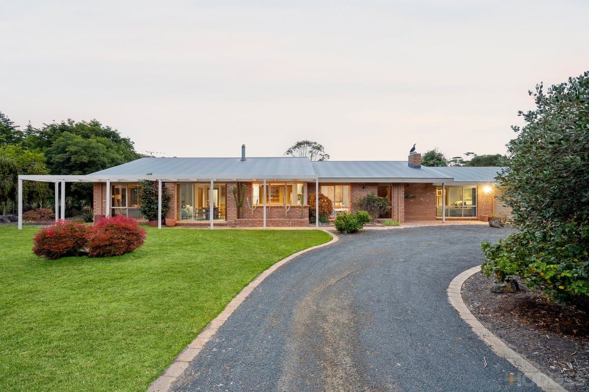 6-8 Bordeaux Court, Ocean Grove, VIC, 3226, Ocean Grove - Thumbnail 2