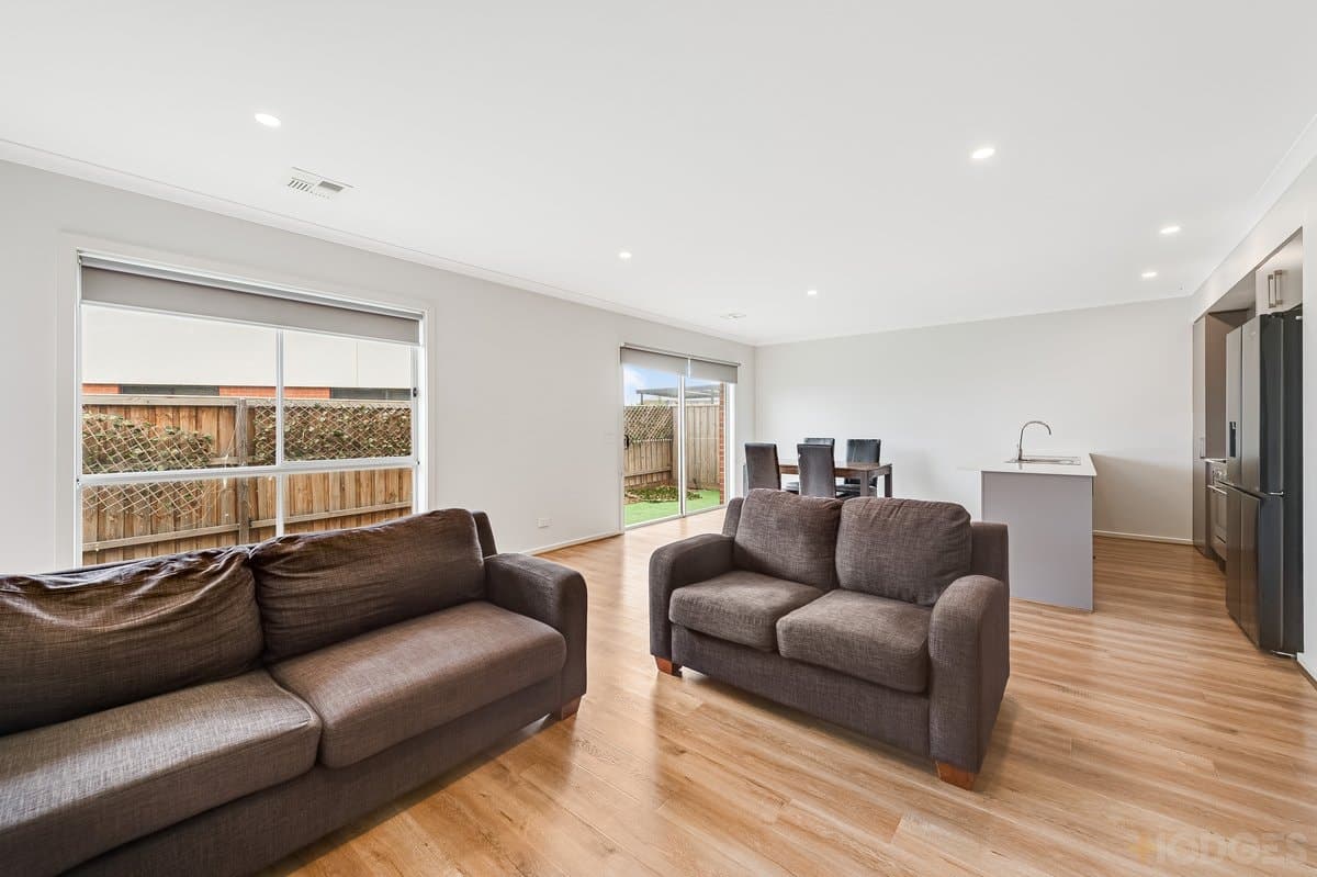 15 Gillespie Avenue, Werribee, VIC, 3030, Werribee - Thumbnail 6
