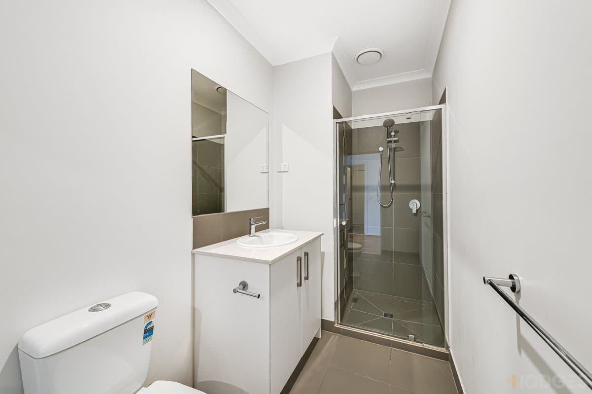 15 Gillespie Avenue, Werribee, VIC, 3030, Werribee - Thumbnail 8