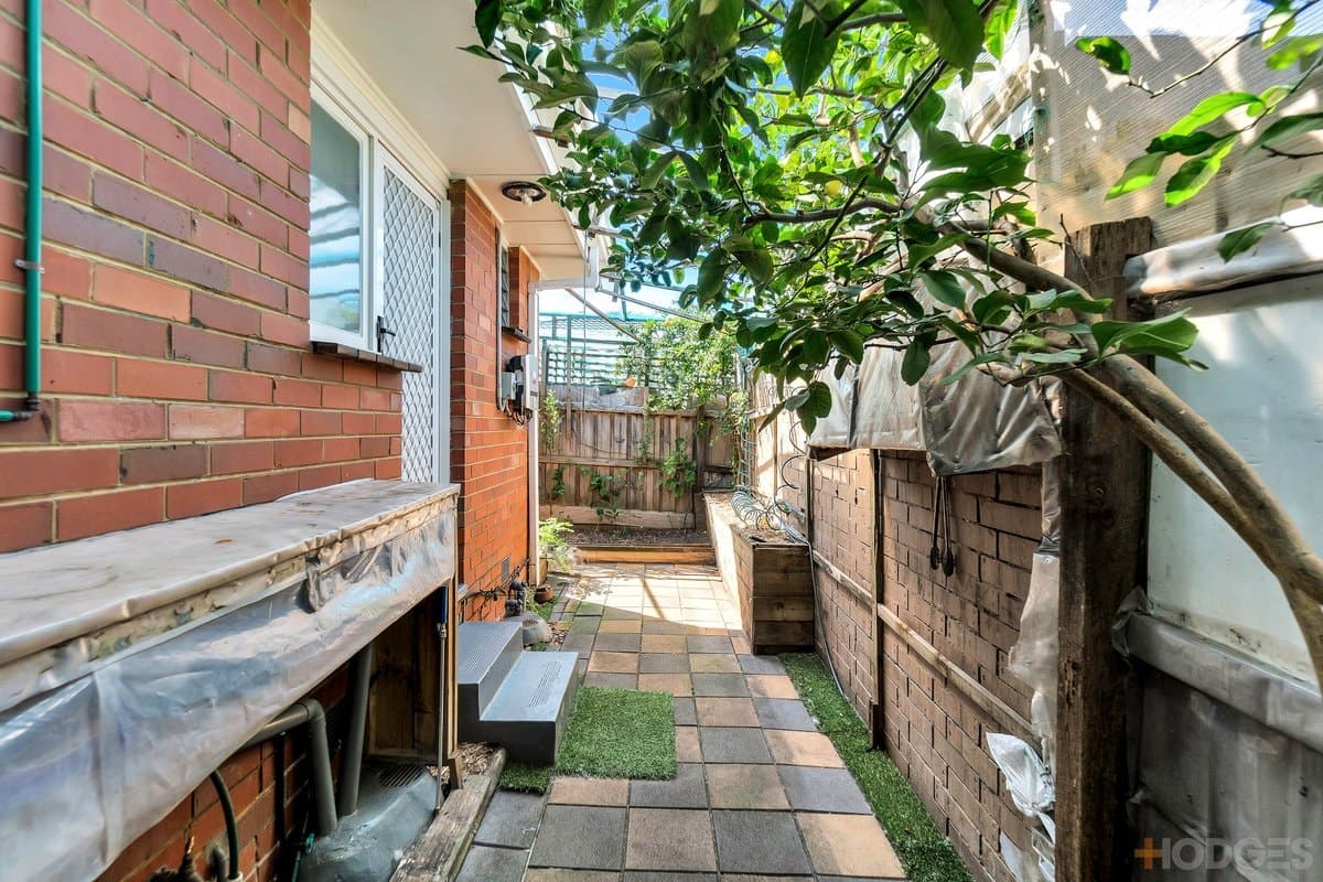 9 / 2b Latrobe Street, Mentone, VIC, 3194, Mentone - Thumbnail 6