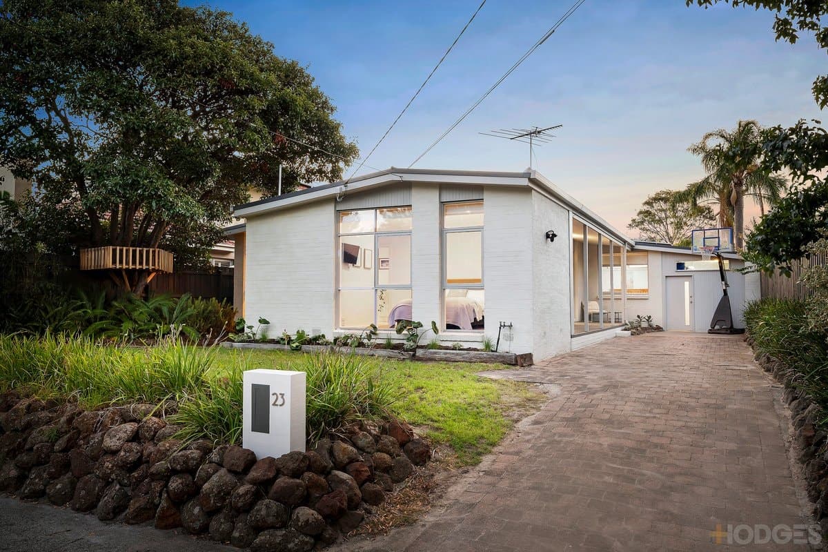 23 Coreen Avenue, Beaumaris, VIC, 3193, Beaumaris - Thumbnail 2