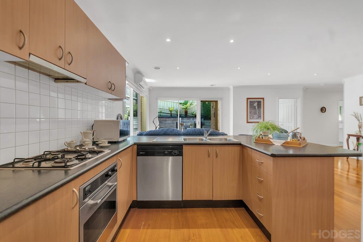 2 / 11 Imes Street, Parkdale, VIC, 3195, Parkdale - Thumbnail 3