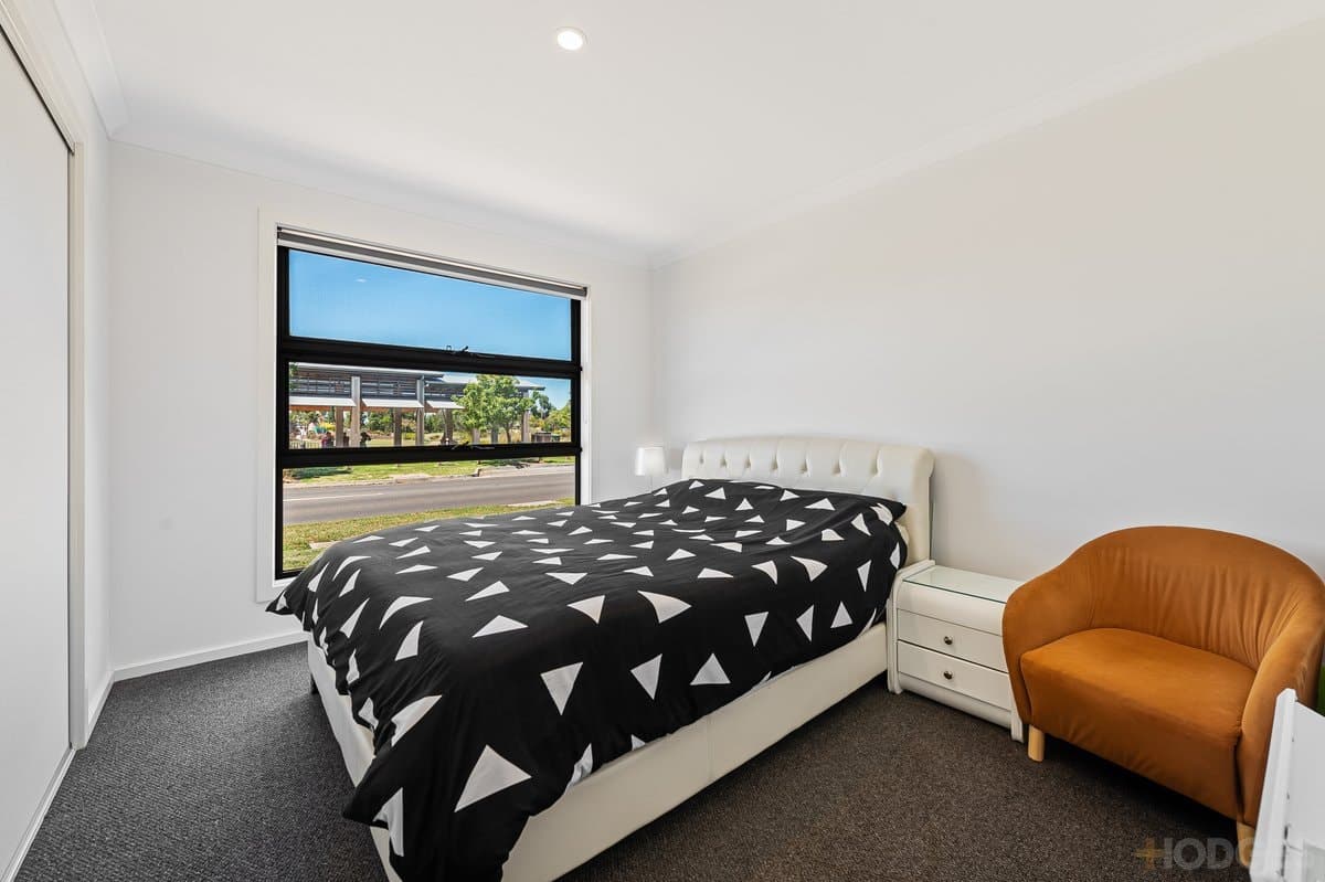 58 Newmarket Road, Werribee, VIC, 3030, Werribee - Thumbnail 3