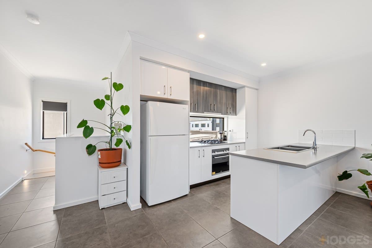 58 Newmarket Road, Werribee, VIC, 3030, Werribee - Thumbnail 5