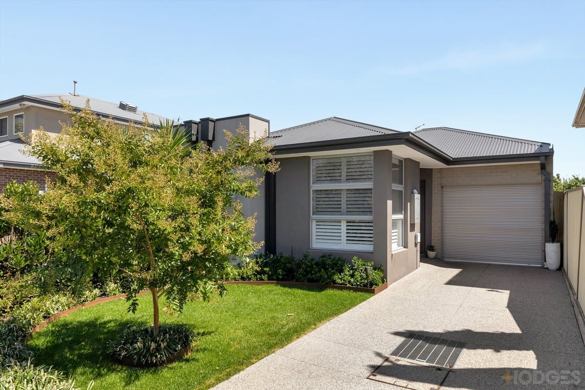26 Mcintosh Road, Altona North, VIC, 3025, Altona North - Thumbnail 2
