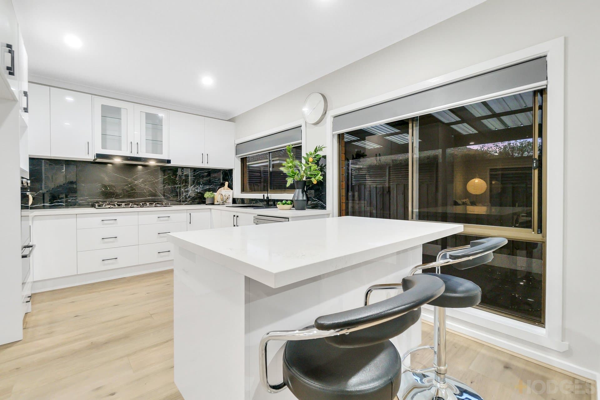 2 / 20 Riviera Street, Mentone, VIC, 3194, Mentone - Thumbnail 4