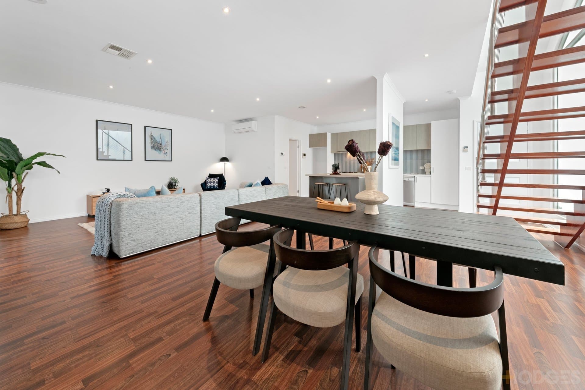 1 / 67 Albenca Street, Mentone, VIC, 3194, Mentone - Thumbnail 2