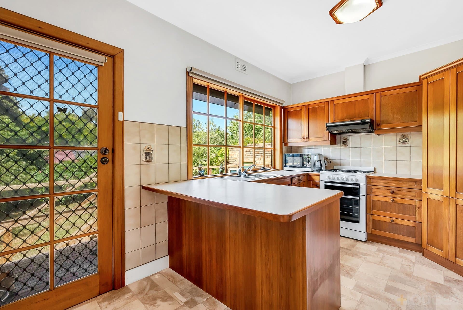24 Carrier Avenue, Parkdale, VIC, 3195, Parkdale - Thumbnail 6