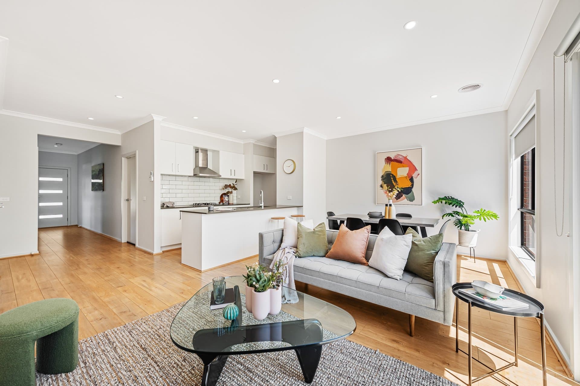 19 Wonderland Road, Werribee, VIC, 3030, Werribee - Thumbnail 2