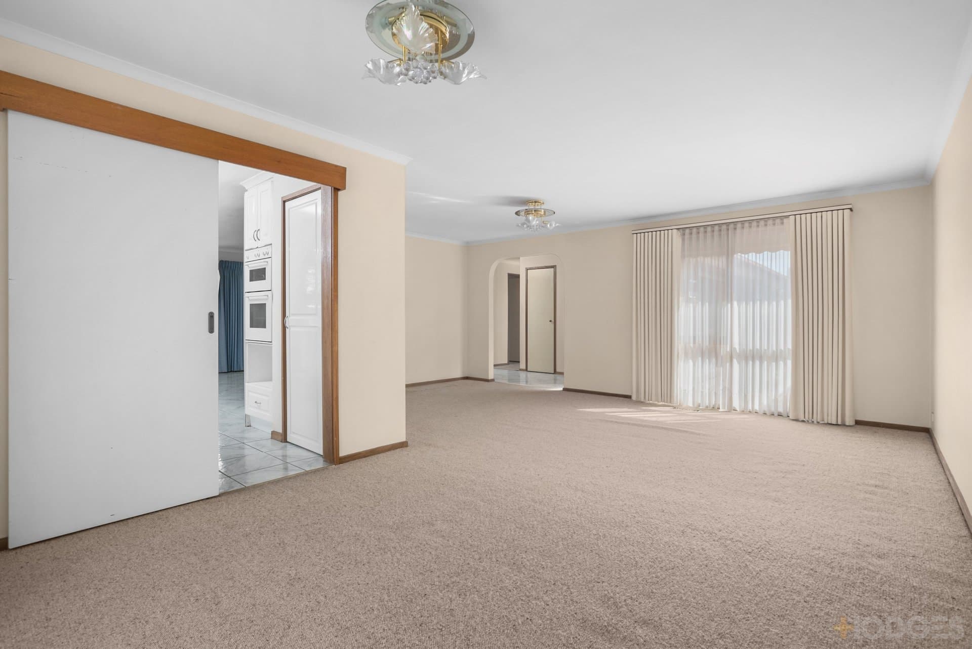 43 Hunt Crescent, Clarinda, VIC, 3169, Clarinda - Thumbnail 3