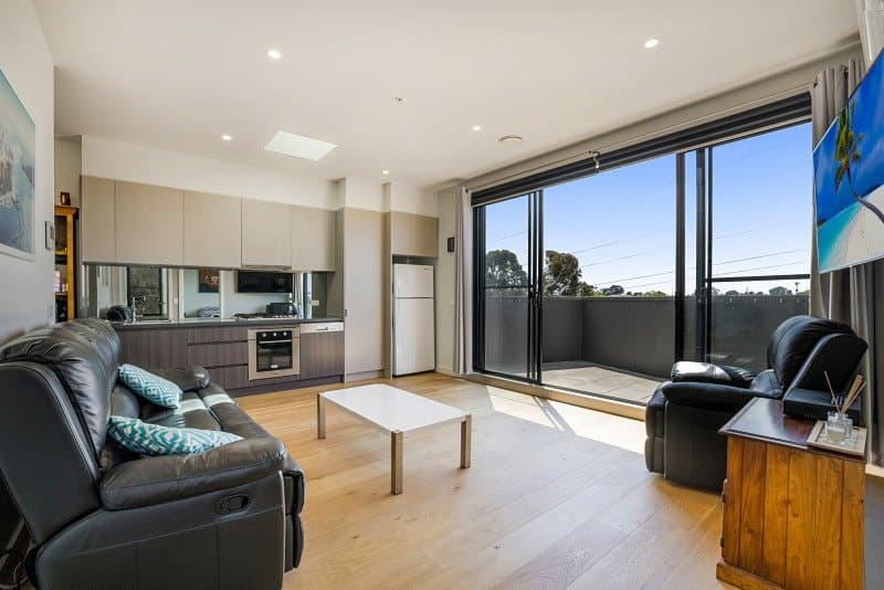 307 / 81 Warrigal Road, MENTONE, VIC, 3194, Mentone - Image 1