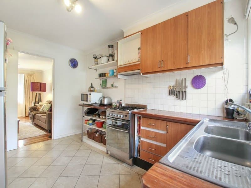 2 / 204 Warrigal Road, CHELTENHAM, VIC, 3192, Cheltenham - Thumbnail 4