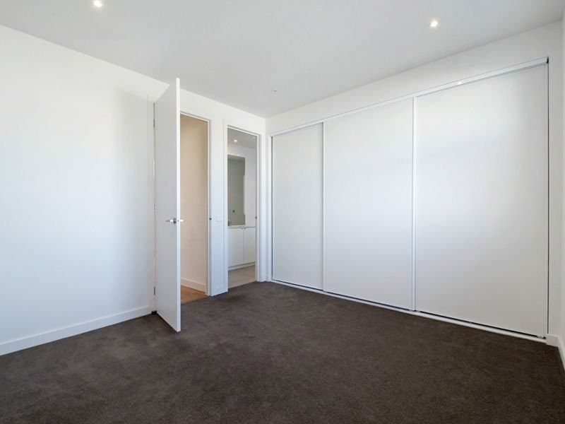 Melbourne, VIC, Mentone - Thumbnail 8