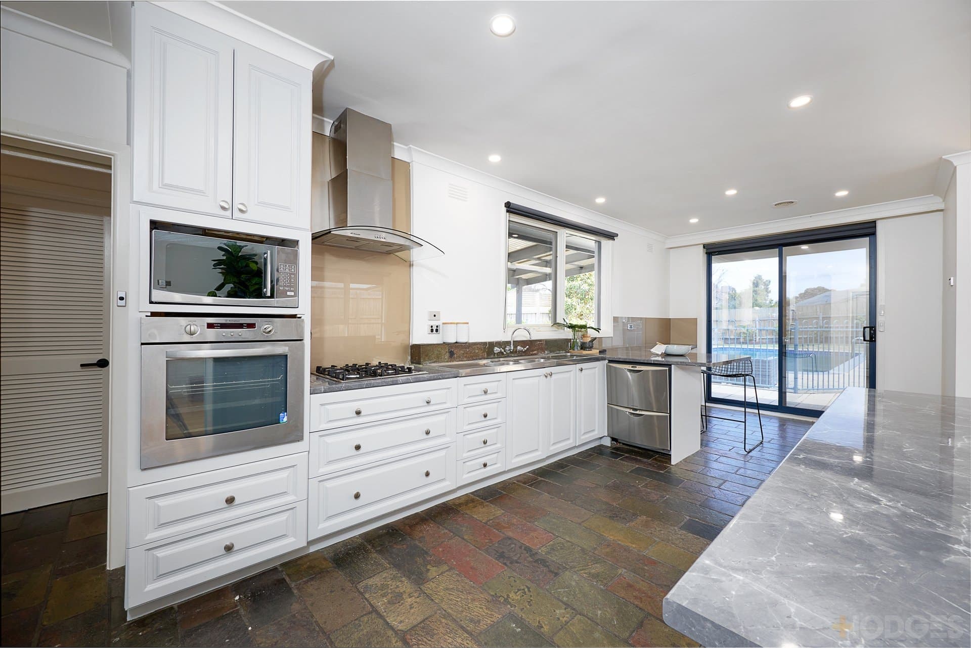 73 Wells Road, Seaford, VIC, 3198, Seaford - Thumbnail 3