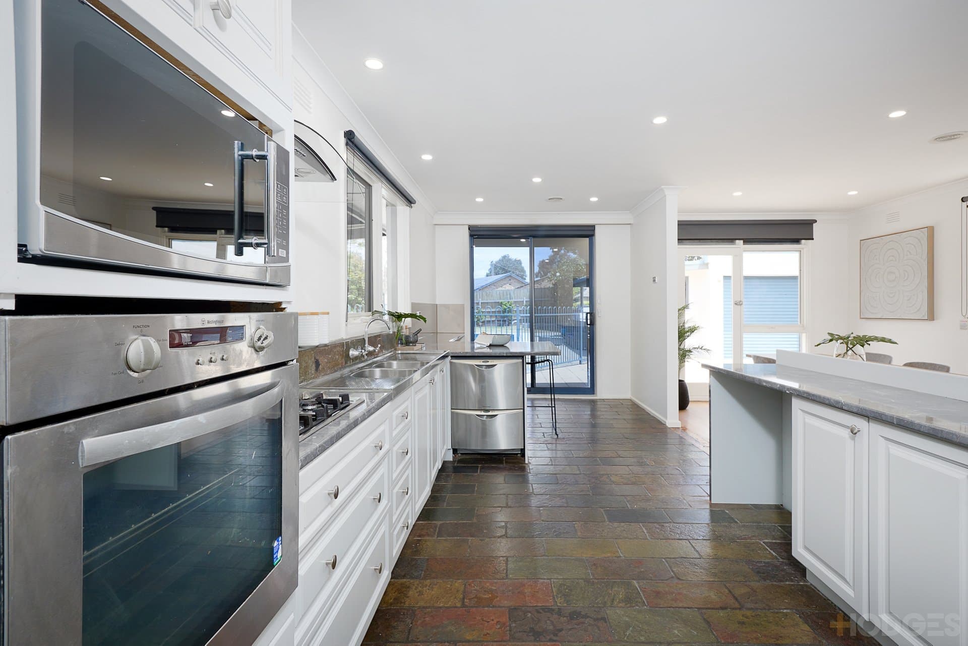 73 Wells Road, Seaford, VIC, 3198, Seaford - Thumbnail 4