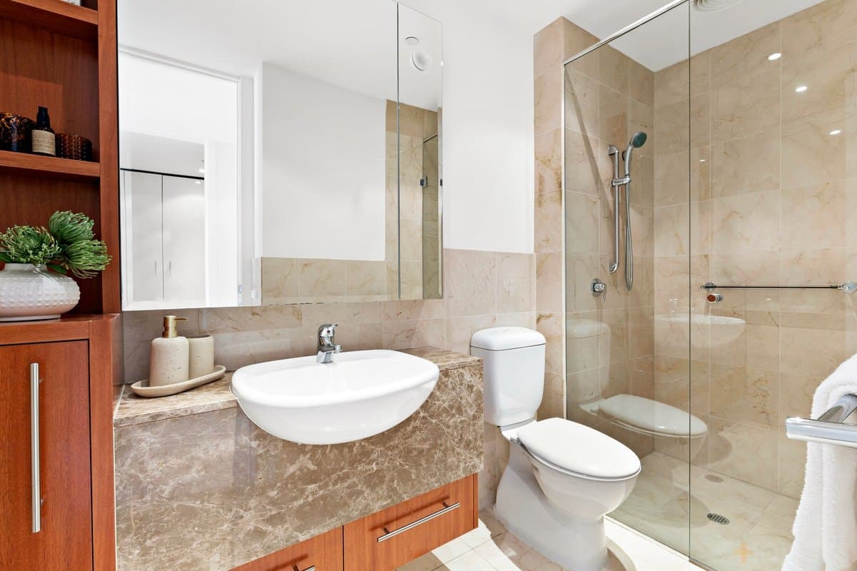 303 / 1 Powlett Street, East Melbourne, VIC, 3002, East Melbourne - Thumbnail 4