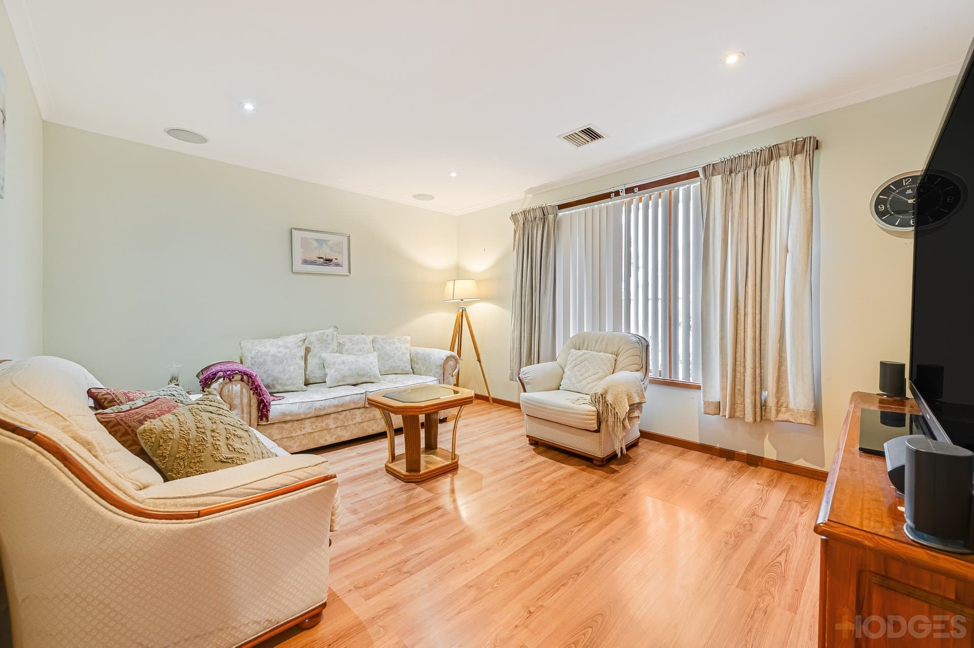 20 Loyola Road, Werribee, VIC, 3030, Werribee - Thumbnail 2