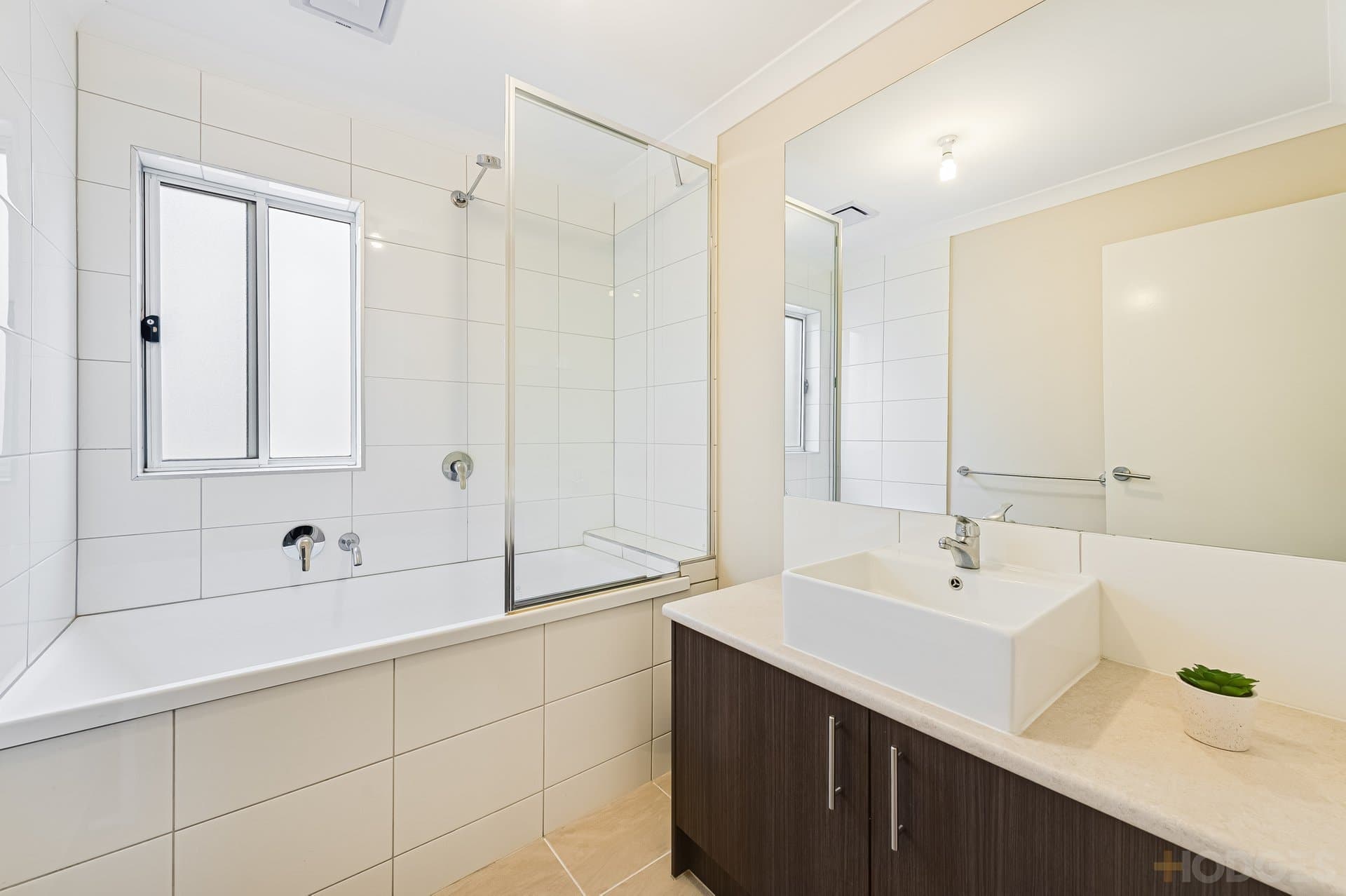 10 Yaleri Rise, Werribee, VIC, 3030, Werribee - Thumbnail 8