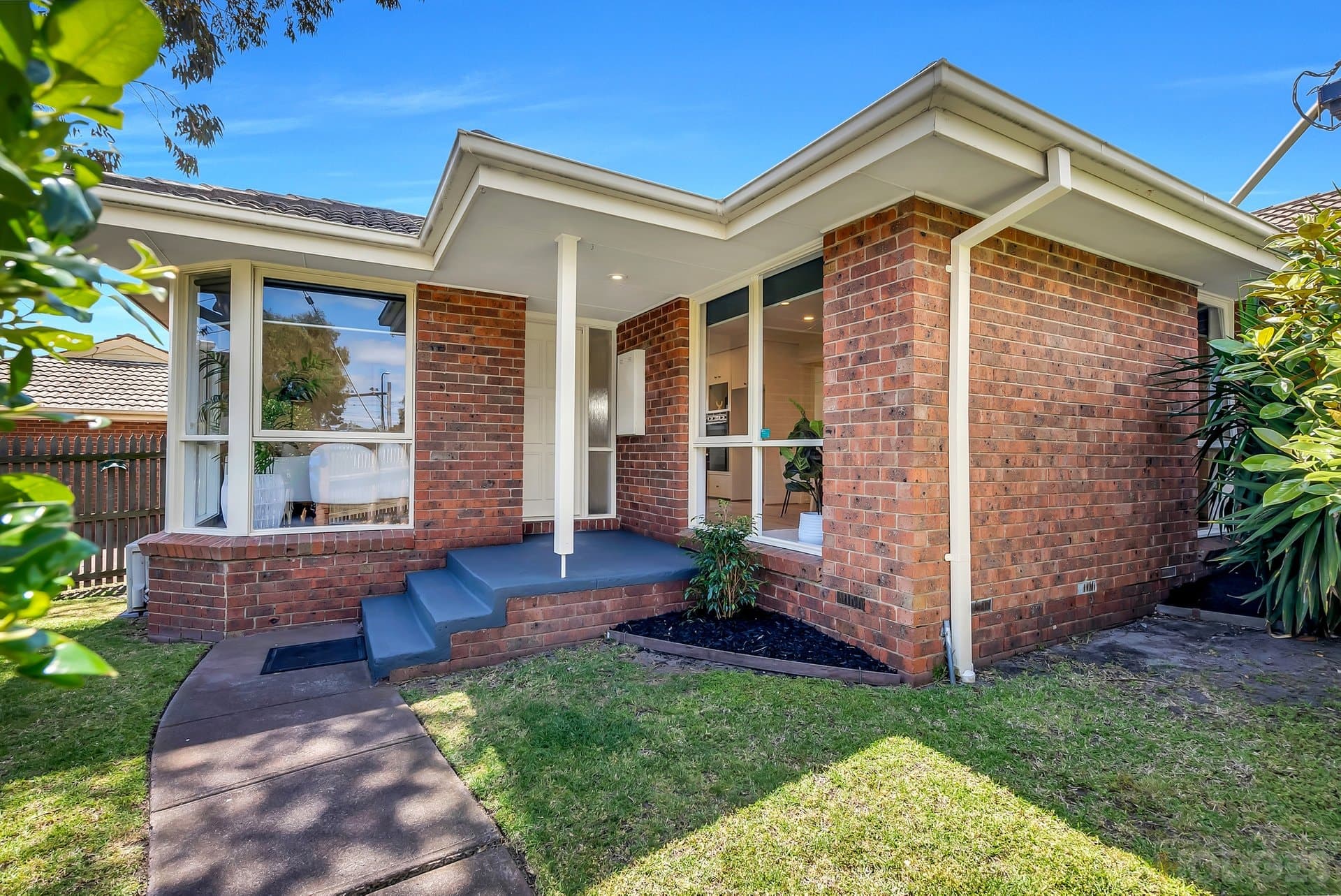 2 / 5 Park Street, Mordialloc, VIC, 3195, Mordialloc - Image 1