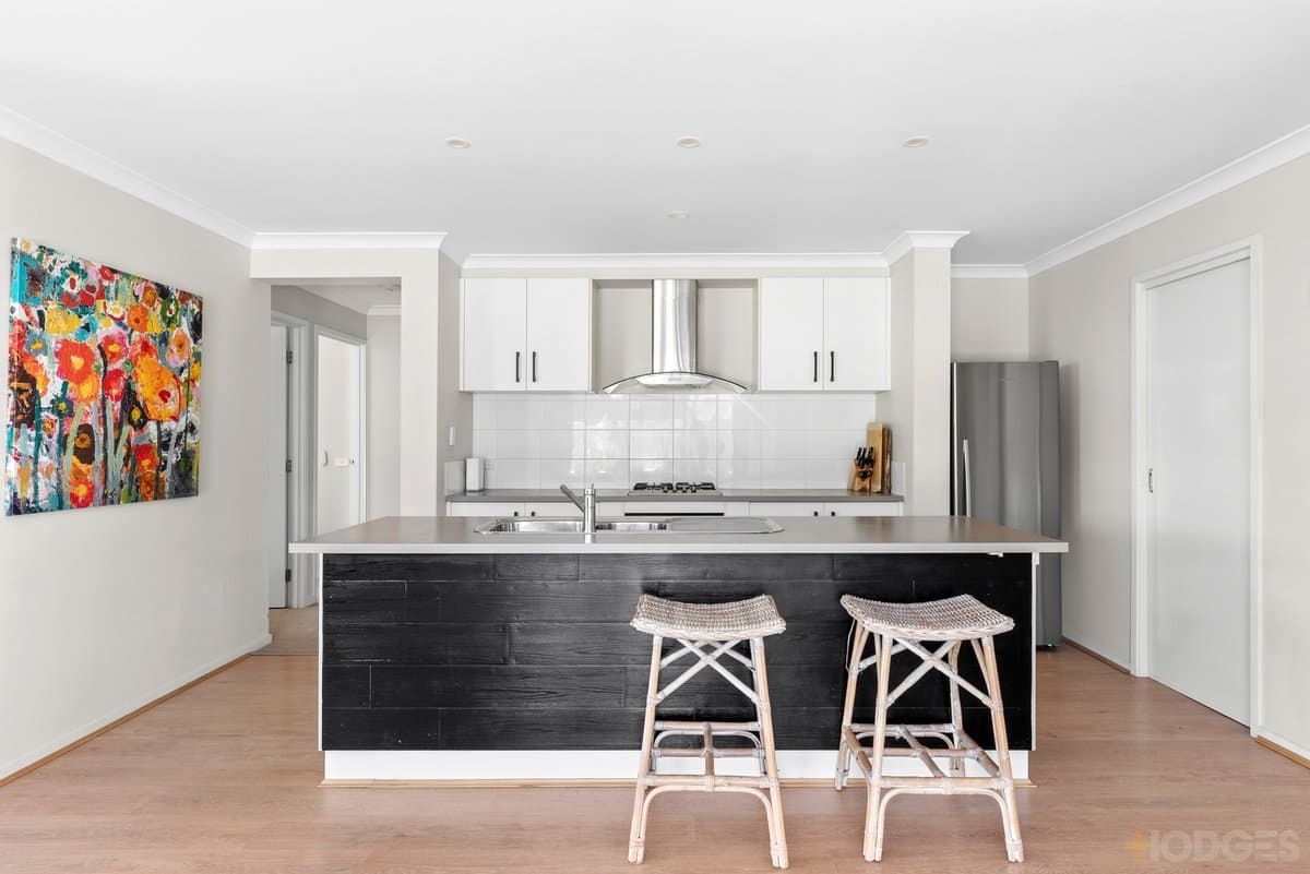 22 Penleigh Crescent, Ocean Grove, VIC, 3226, Ocean Grove - Thumbnail 3