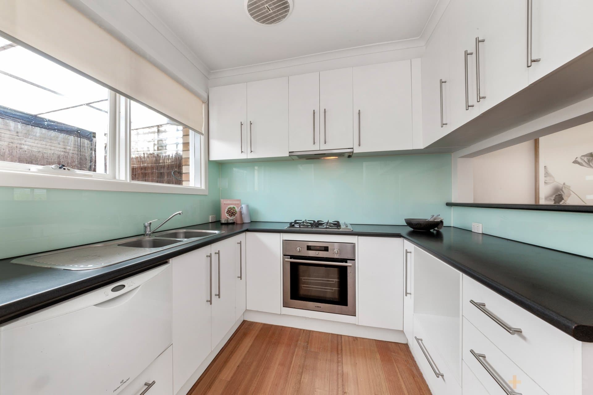 2 / 14 Enfield Road, Brighton, VIC, 3186, Brighton - Thumbnail 6