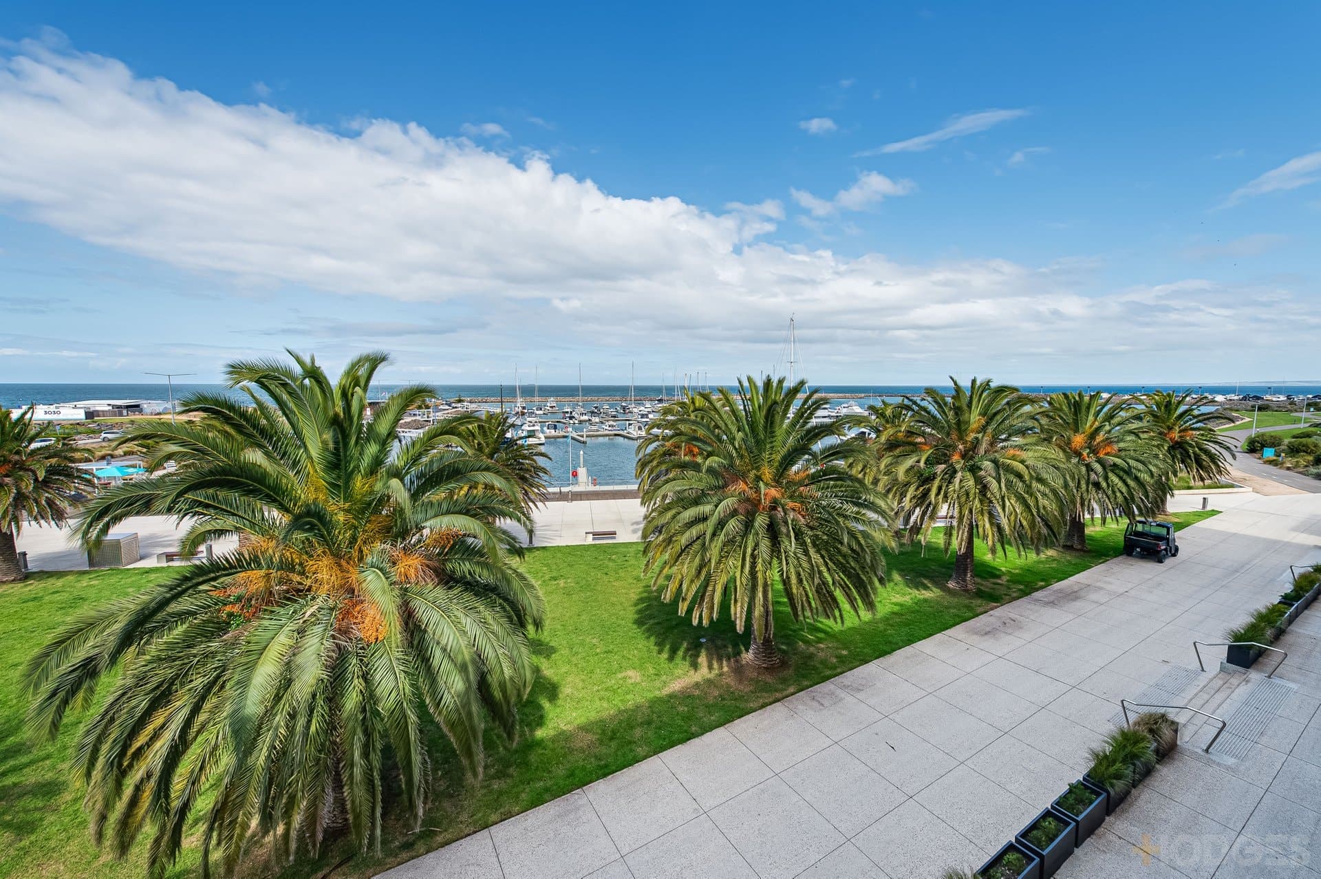 227 / 50 Catamaran Drive, Werribee South, VIC, 3030, Werribee South - Thumbnail 3