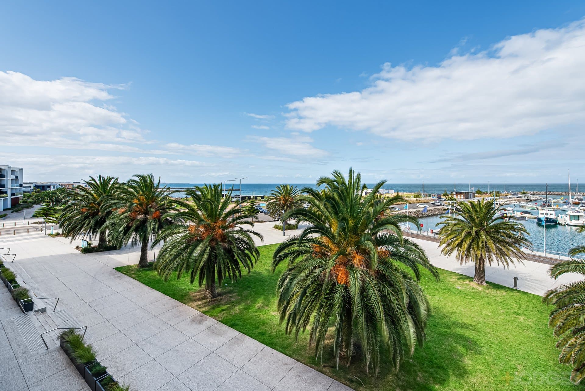 227 / 50 Catamaran Drive, Werribee South, VIC, 3030, Werribee South - Thumbnail 4