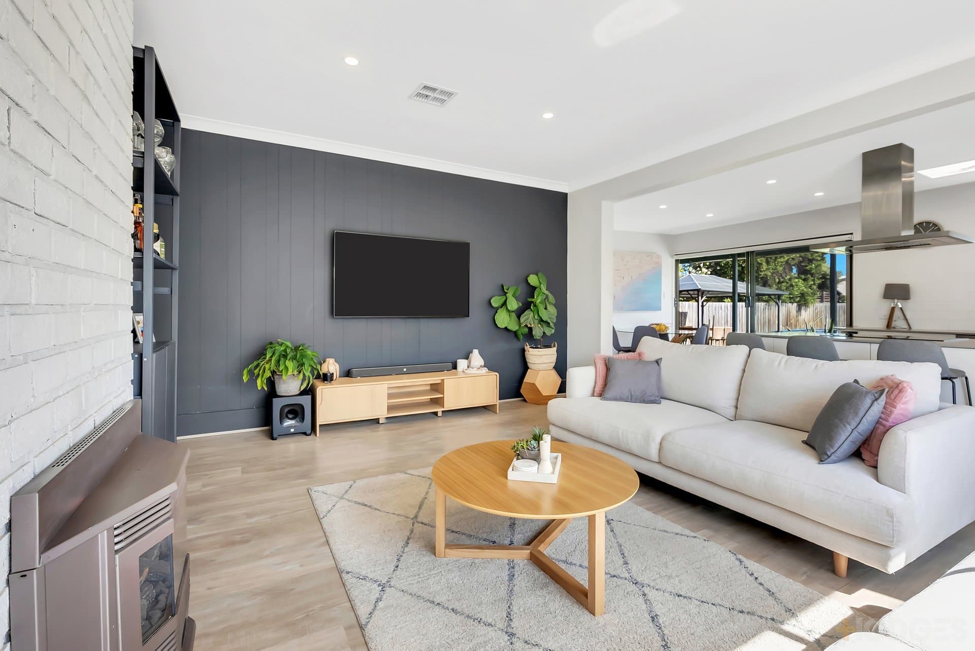 23 Edithvale Road, Edithvale, VIC, 3196, Edithvale - Thumbnail 2