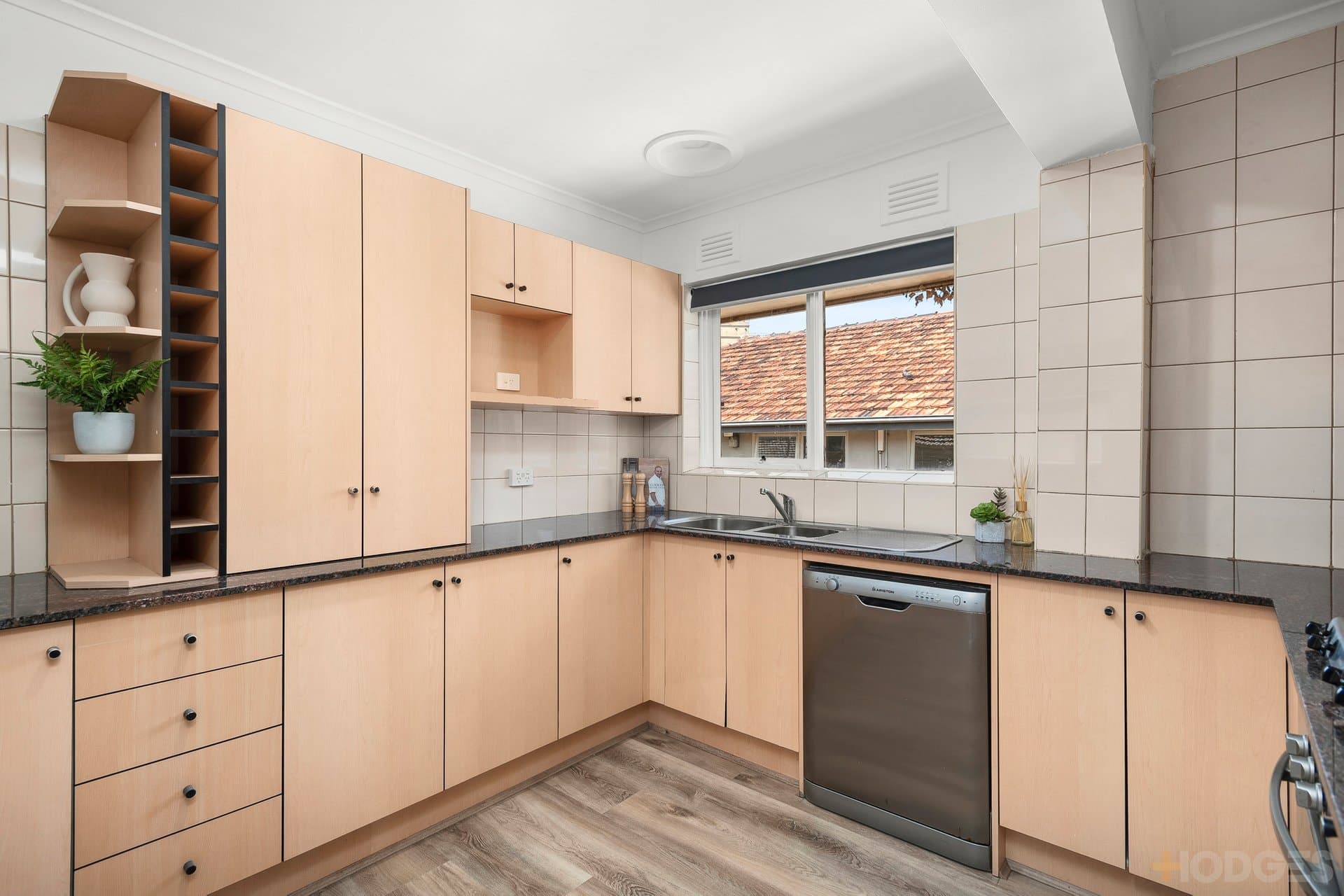 8 / 6 Marriott Street, St Kilda, VIC, 3182, St Kilda - Thumbnail 2