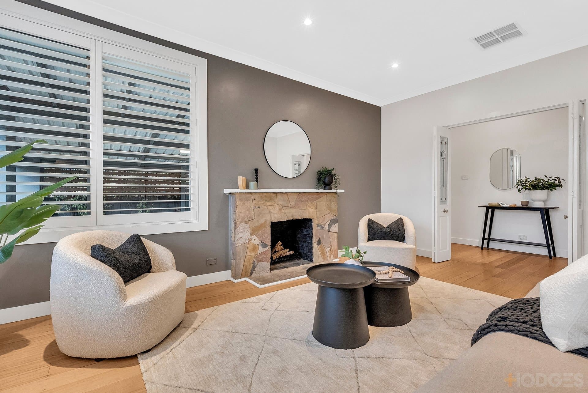 13 Russell Court, Mentone, VIC, 3194, Mentone - Thumbnail 2