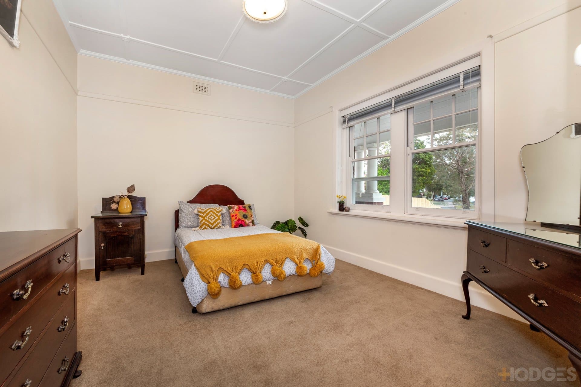 12 Banks Avenue, Hampton, VIC, 3188, Hampton - Thumbnail 5