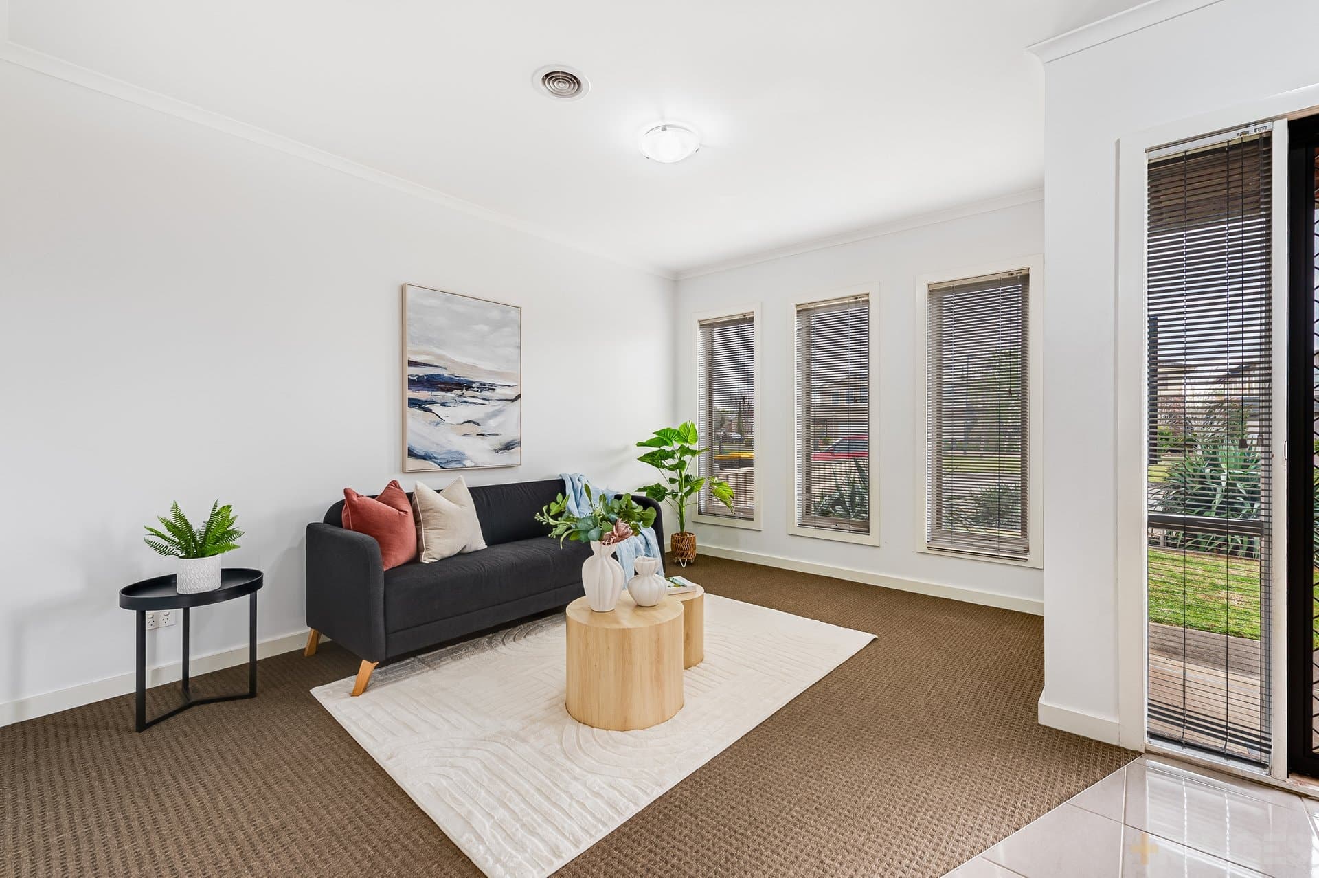 2 / 2 Tedesco Court, Werribee, VIC, 3030, Werribee - Thumbnail 2