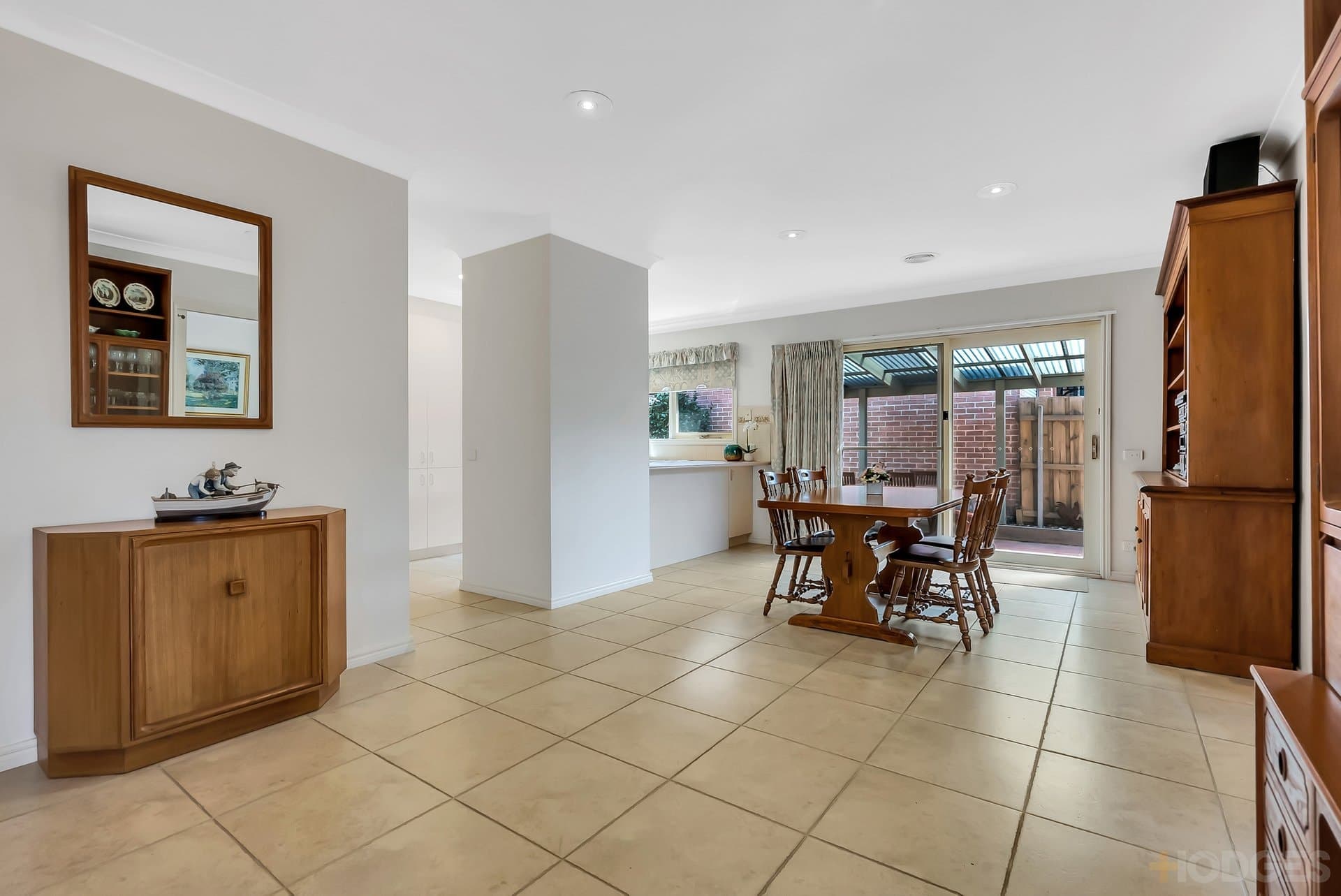 10A Eveline Avenue, Parkdale, VIC, 3195, Parkdale - Thumbnail 2