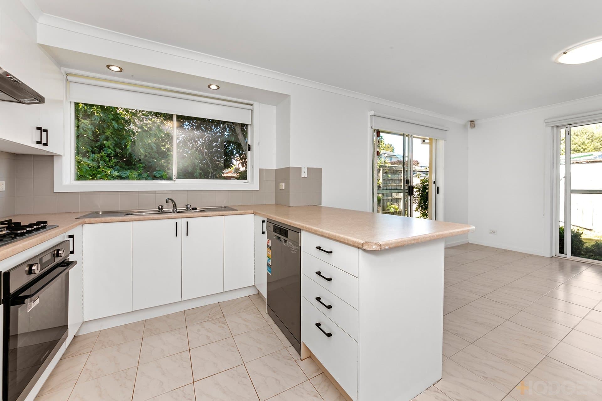 2 / 711 South Road, Bentleigh East, VIC, 3165, Bentleigh East - Thumbnail 2