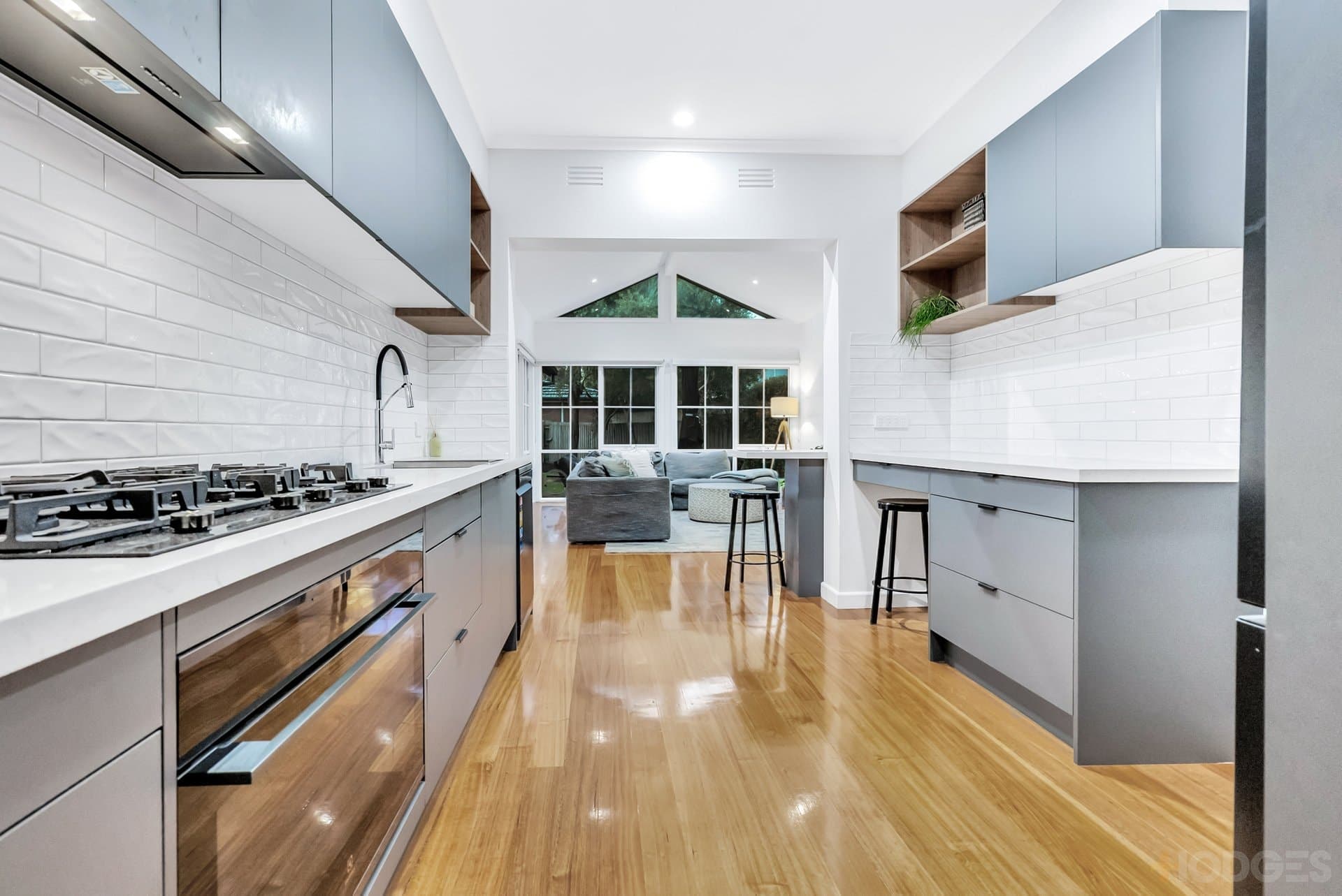33 Booker Street, Cheltenham, VIC, 3192, Cheltenham - Thumbnail 3