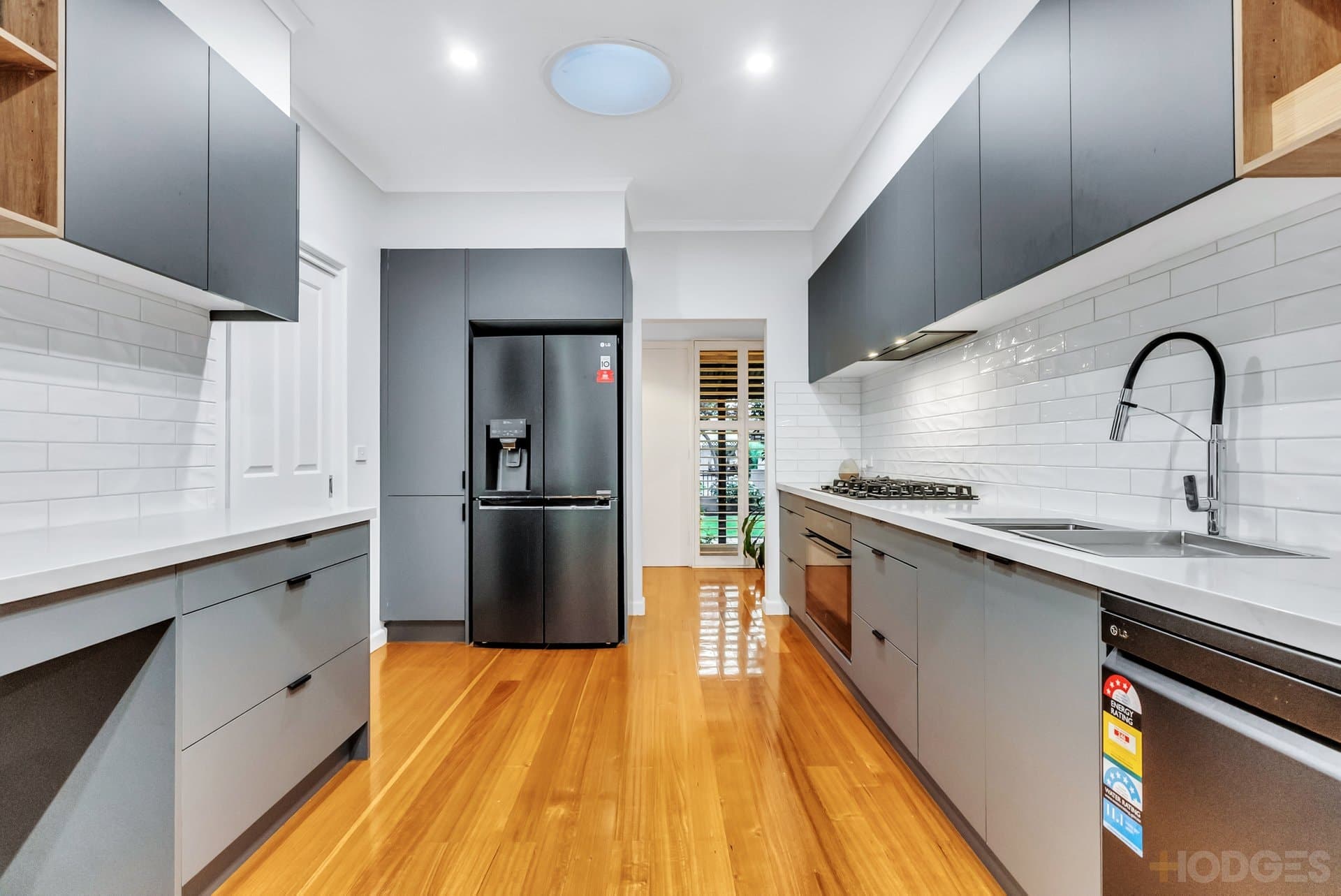 33 Booker Street, Cheltenham, VIC, 3192, Cheltenham - Thumbnail 4