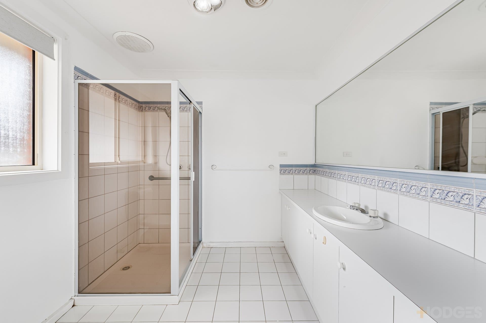 5 Wentworth Avenue, Wyndham Vale, VIC, 3024, Wyndham Vale - Thumbnail 4