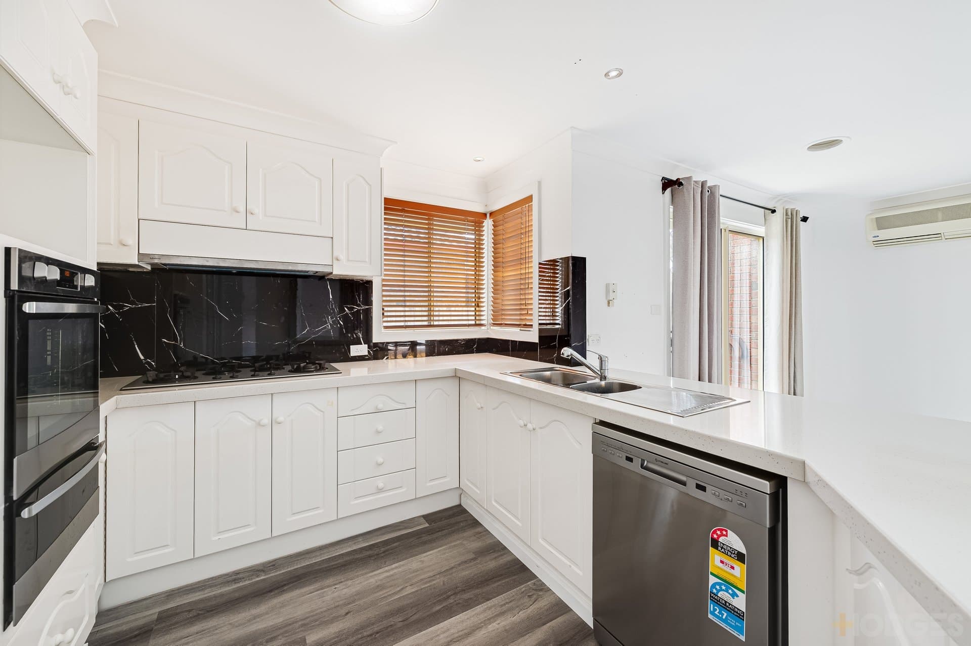 5 Wentworth Avenue, Wyndham Vale, VIC, 3024, Wyndham Vale - Thumbnail 5