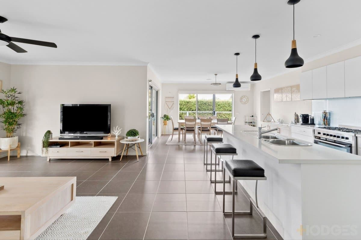 26 Penleigh Crescent, Ocean Grove, VIC, 3226, Ocean Grove - Thumbnail 3