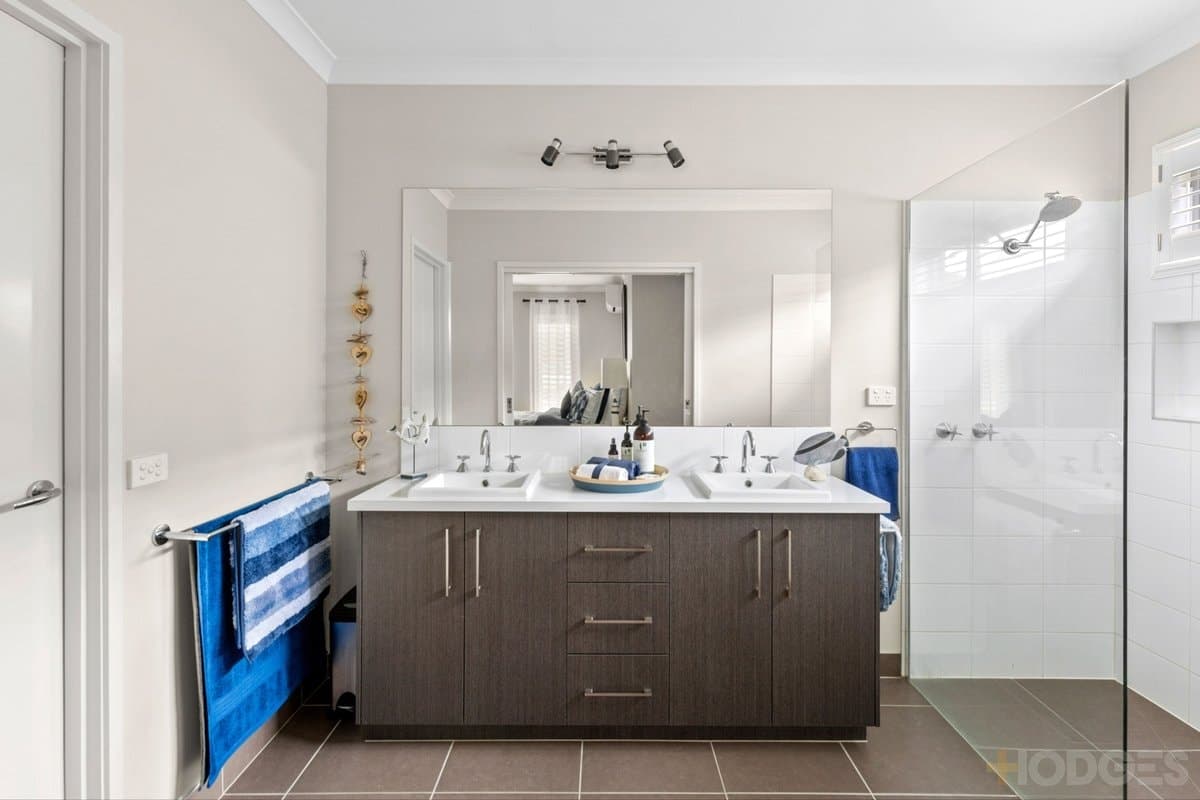 26 Penleigh Crescent, Ocean Grove, VIC, 3226, Ocean Grove - Thumbnail 8