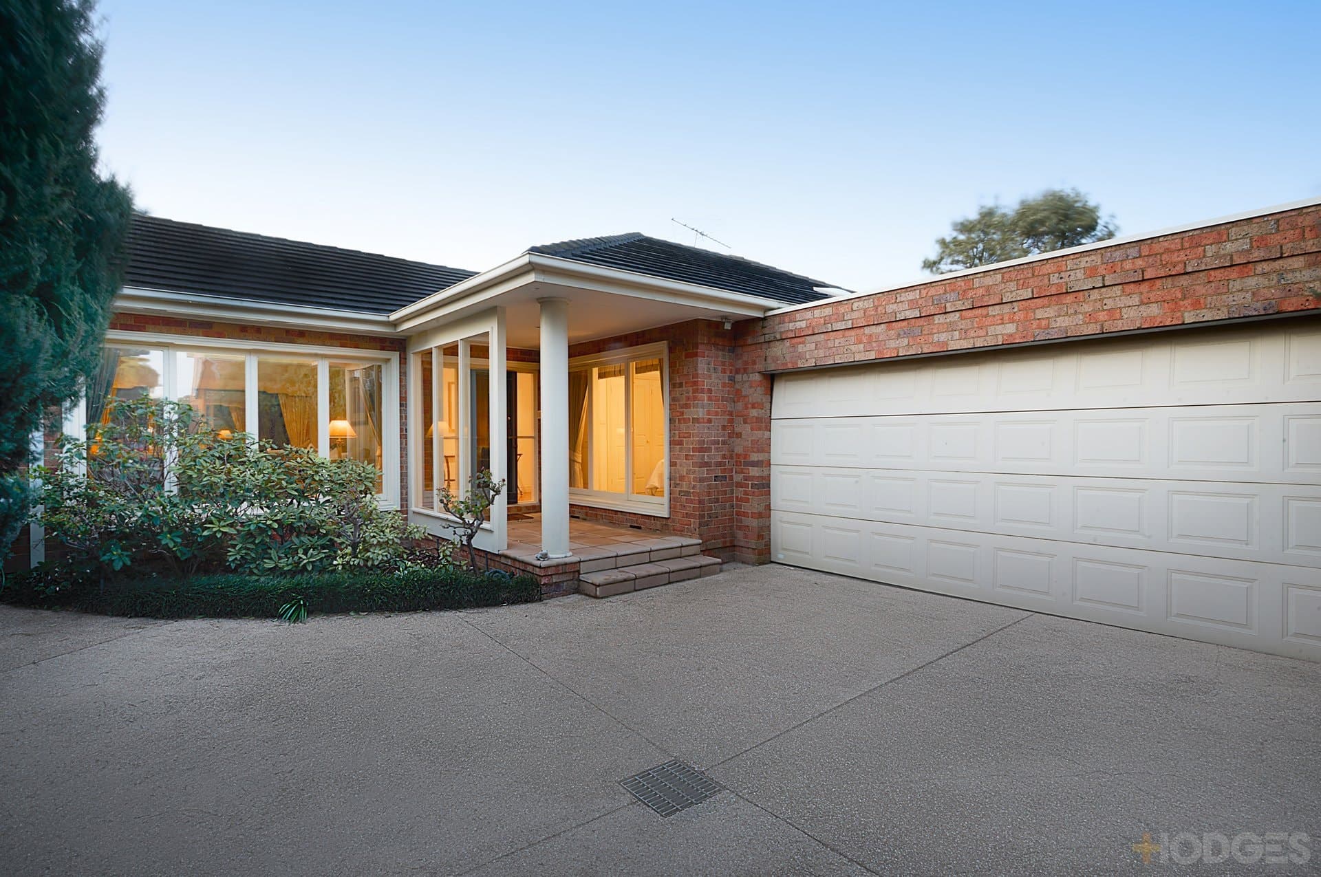 1A Seaview Crescent, Black Rock, VIC, 3193, Black Rock - Thumbnail 2
