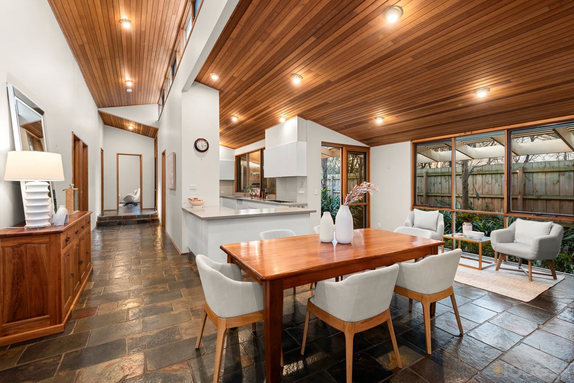 4 McGregor Avenue, Black Rock, VIC, 3193, Black Rock - Thumbnail 3