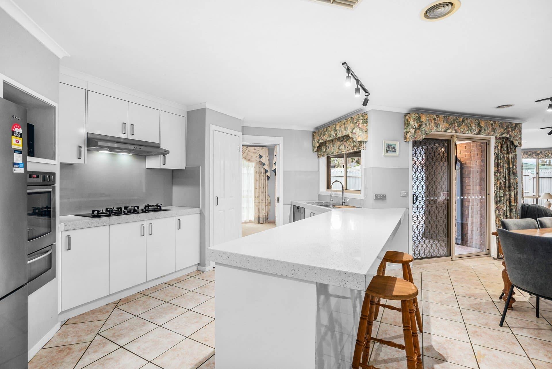 17 Crystal Brook Court, Narre Warren South, VIC, 3805, Narre Warren South - Image 1