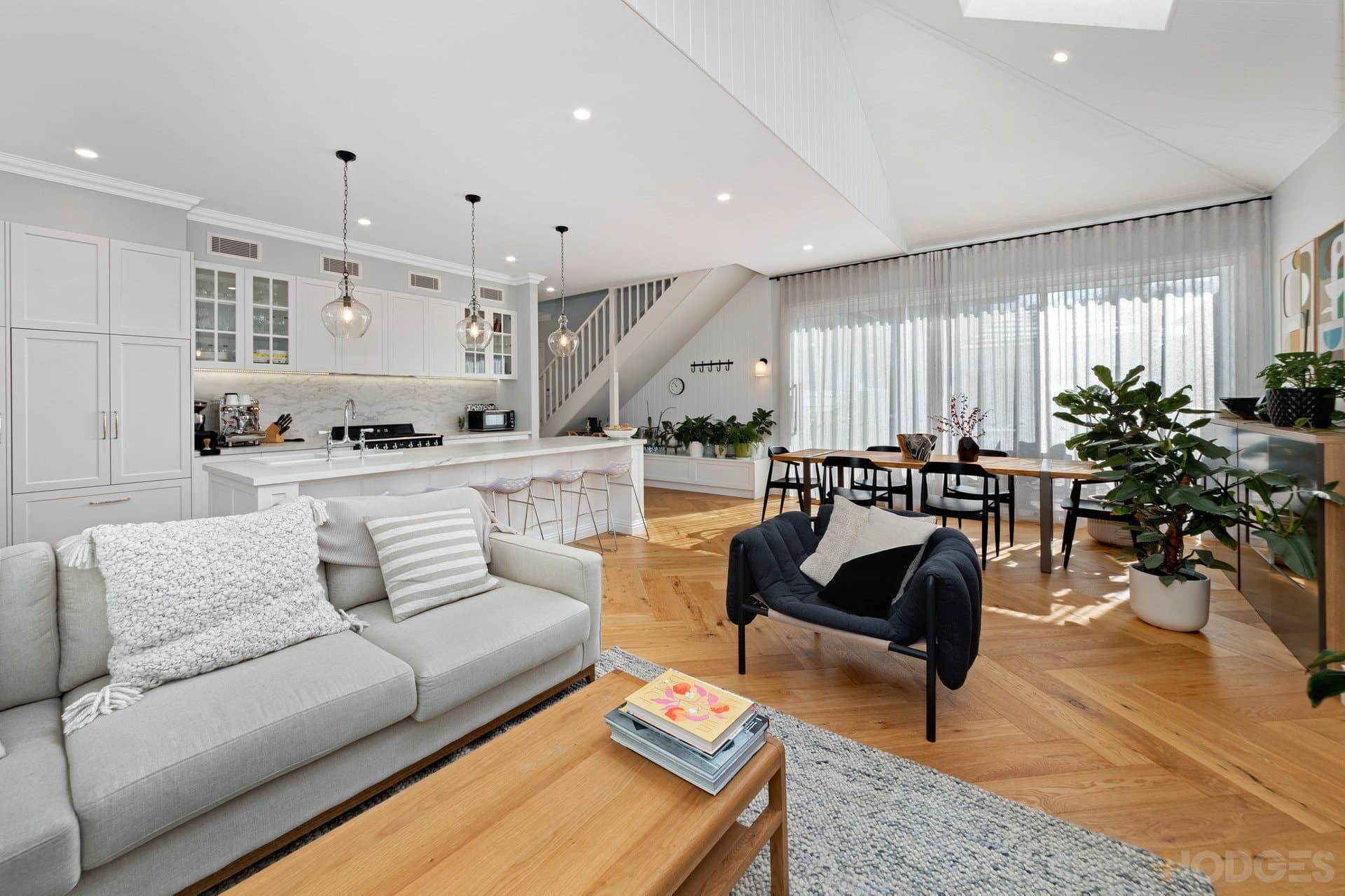 4 Little Field Street, Hampton, VIC, 3188, Hampton - Thumbnail 2